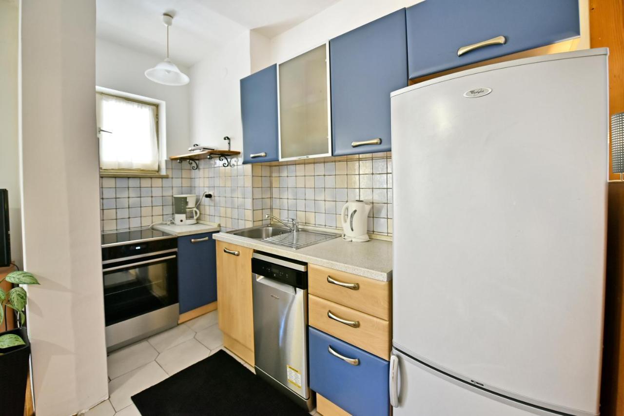 Apartment Nikola Poreč Exterior foto